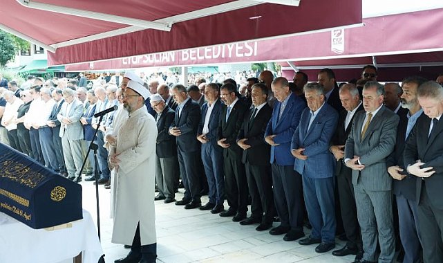 AK Parti Genel Başkan Yardımcısı Hayati Yazıcı'nın anne acısı