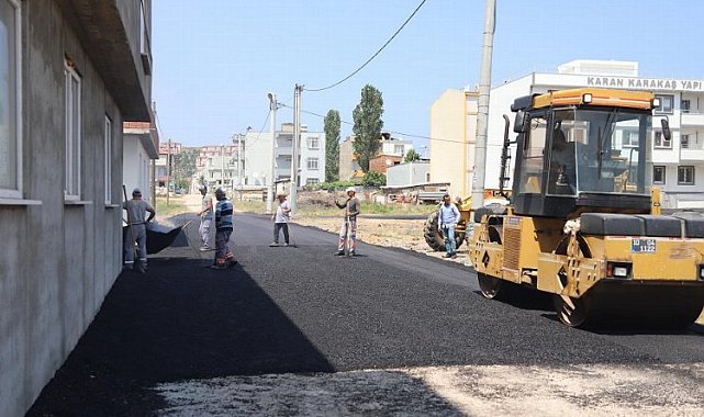Balıkesir Bandırma'da yollar güzelleşiyor