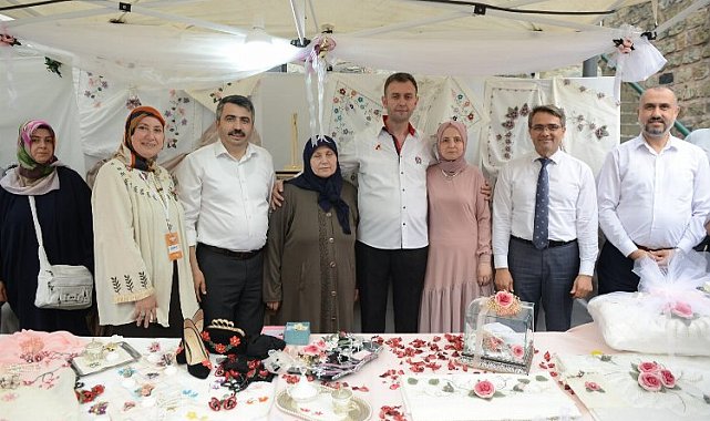 Bursa'da YIL-MEK'in el emekleri görücüye çıktı