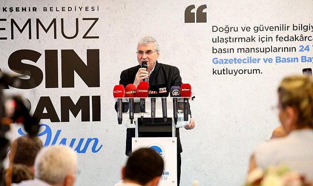 Sakarya'da Başkan Yüce gazetecileri unutmadı