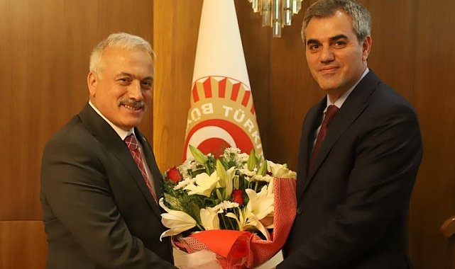 Aksaray Valiliği'ne atanan TBMM Genel Sekreteri'ne veda yemeği