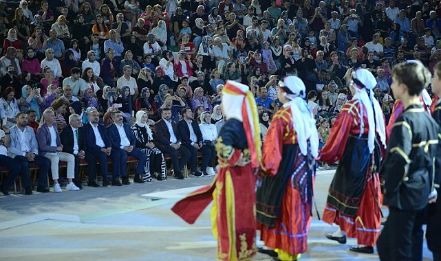 Artvinlilerden Bursa Yıldırım'da kültürel eğlence