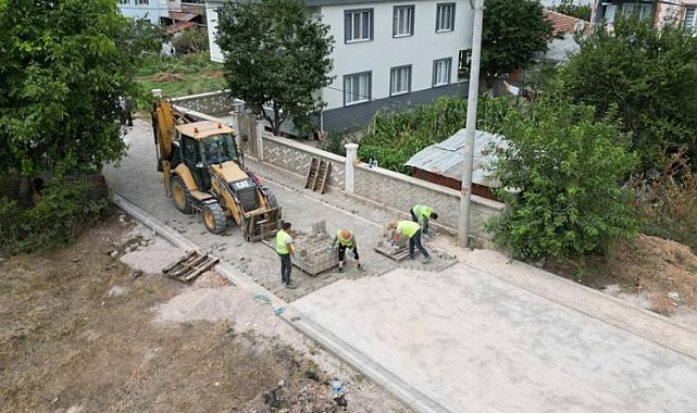 Bursa İnegöl'de Akhisar'ın 65 sokağında yol çalışması