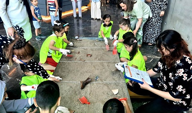 Bursa Osmangazi'de öğrenciler eğlenerek öğrendi