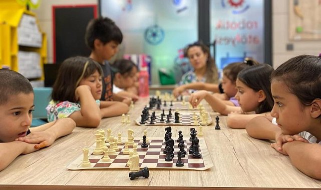 Gaziantep'te çocuklar sanatla buluştu