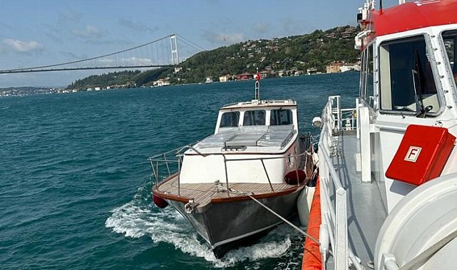 İstanbul açıklarında sürüklenen tekne kurtarıldı