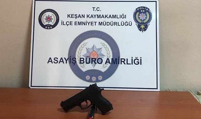 Keşan'da kıraathaneyi kurşunladılaR!