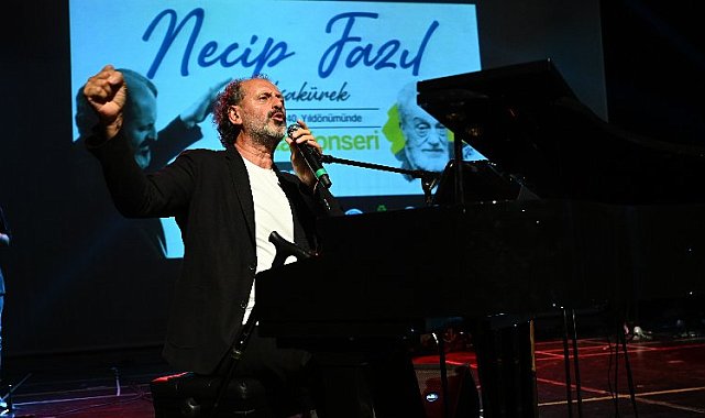 Necip Fazıl şiirleriyle Bursa'da anıldı