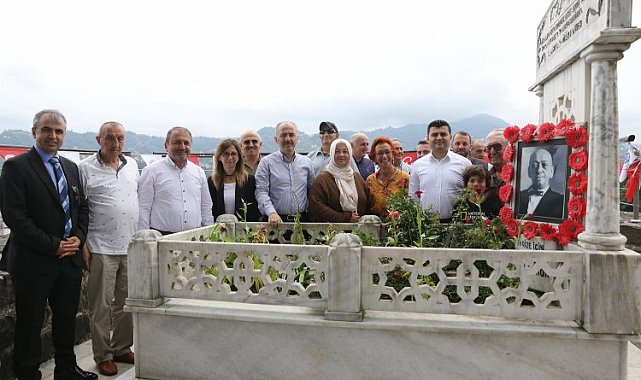 Rize Belediye eski Başkanı Orhan kabri başında anıldı
