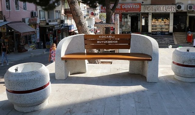 Derince Kent Meydanı'na kentsel donatı