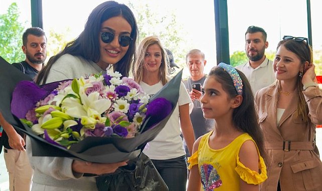 Elif Buse Doğan'dan GastroANTEP'te 'engelsiz' konser