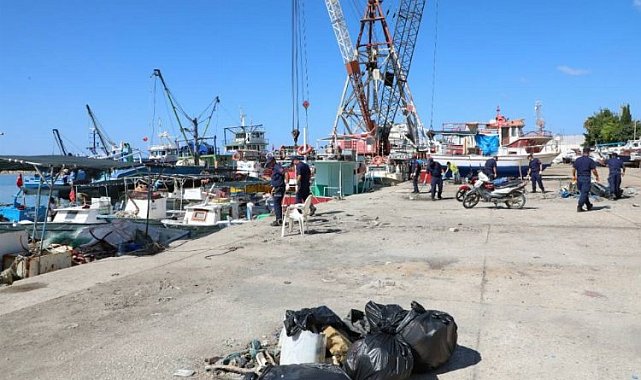 Hatay'da deniz ve sahil temizliği