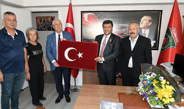 Karabağlar'da gazi ve şehit yakınlarına ziyaret