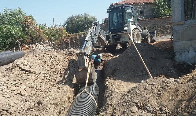 Manisa Akhisar'da yağmursuyu hattı çalışmaları