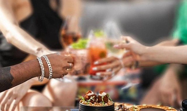 Restoranda adisyon şoku! 15 dolarlık 'hakaret' ücreti!