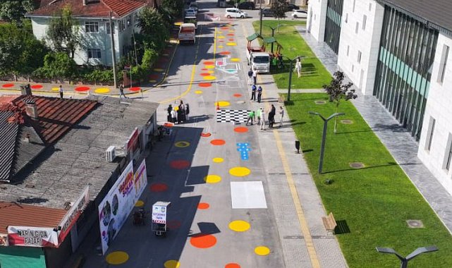Sakarya'da 'Yaşayan Sokak' renklendi