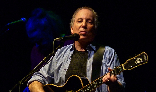 Ünlü şarkıcı Paul Simon'dan acı açıklama: Rahatsızlık artınca 'kabullendi'
