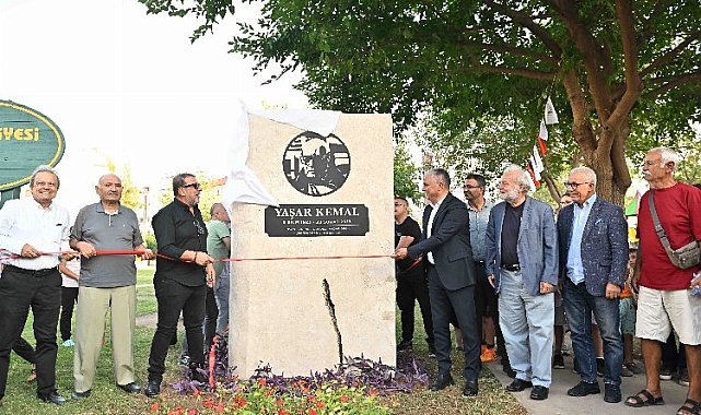 100'üncü yılında Yaşar Kemal, Muratpaşa'da anıldı