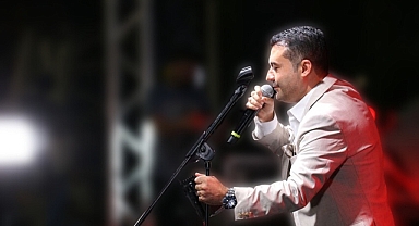 Ünlü sanatçı Küçük İbo konser için ABD'ye geliyor