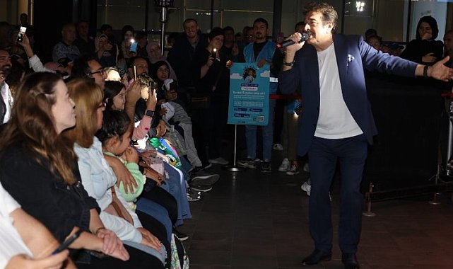 Ahmet Selçuk İlkan, Kocaelileri mest etti
