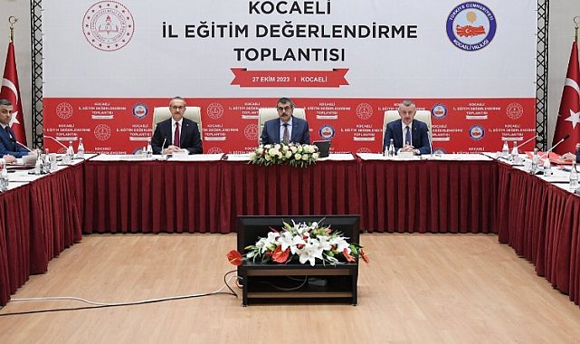 Bakan Tekin eğitimi Kocaeli'den değerlendirdi