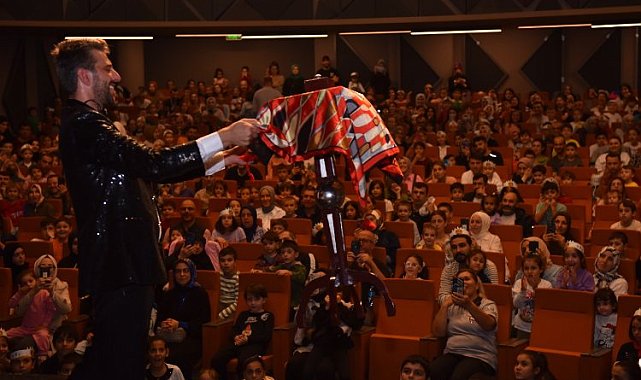 Bursa Yıldırım'da çocuklara sonbahar şenliği