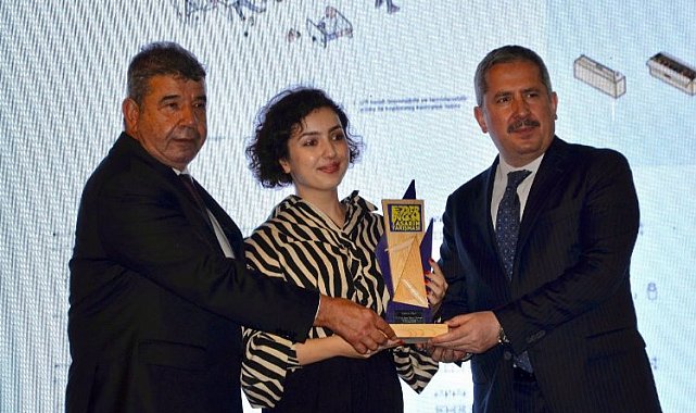 Ezber Bozan Tasarımcılar ödüllerine kavuştu