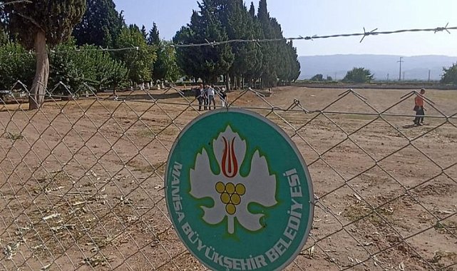 Manisa Ahmetli'de mezarlıklar güvenli hale geldi