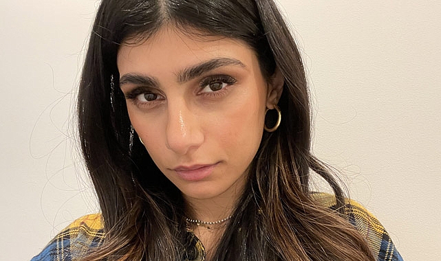 Mia Khalifa’ya iki şok birden!