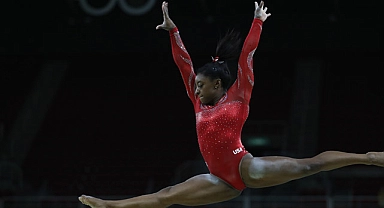 Simone Biles tarih yazdı! Altın madalya kazandı