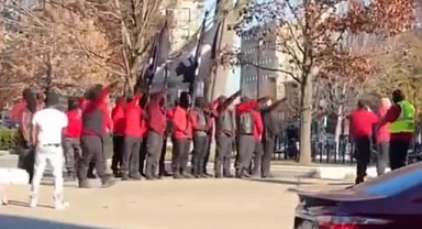 ABD’de Neo-Nazilerden protesto: Sokaklarda kan akacak!