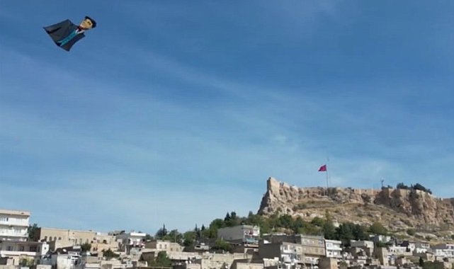 Atatürk 10 Kasım'da Mardin semalarında