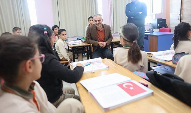 Başkan Çiftçi, vatandaşlarla iç içe