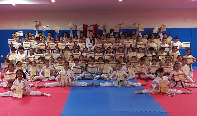 Bozüyük'te minik taekwondocuların kuşak heyecanı