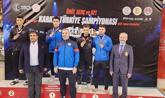 Bursa Büyükşehirli karatecilerden 4 madalya
