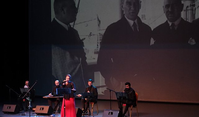 Büyük Önder sevdiği şarkı ve türkülerle anıldı