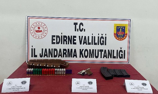 İpsala'da silah ve mühimmat ele geçirildi