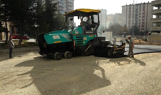 Kayseri Melikgazi'de ulaşımda konfor yeni asfaltla artıyor