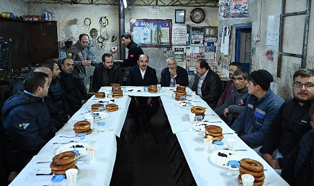 Konya'da esnafla buluştu