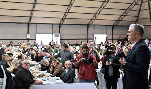 Muratpaşa'daki etkinlik çadırı ilk konukları ağırladı