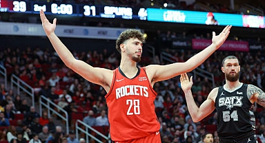 Alperen Şengün ‘ün takımı Rockets, Cedi Osman’ın Spurs’ünü yendi