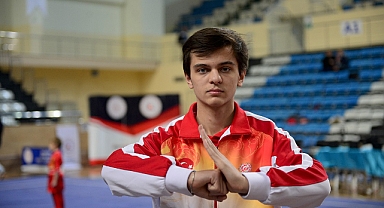 Avrupa'da 2 şampiyonluk elde eden Türk sporcu, Fİlistin'i unutmadı