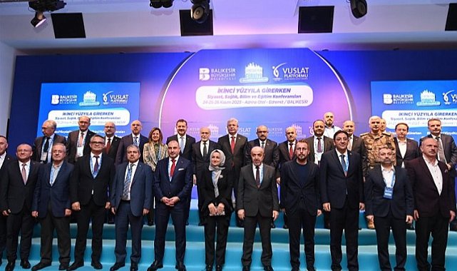 Balıkesir'de 'Ufuktaki Yeni Türkiye' konferansı
