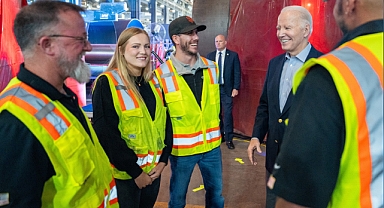 Biden’ın yaptığı şaka tepki çekti: Tüm dünyayı havaya uçurabilirim