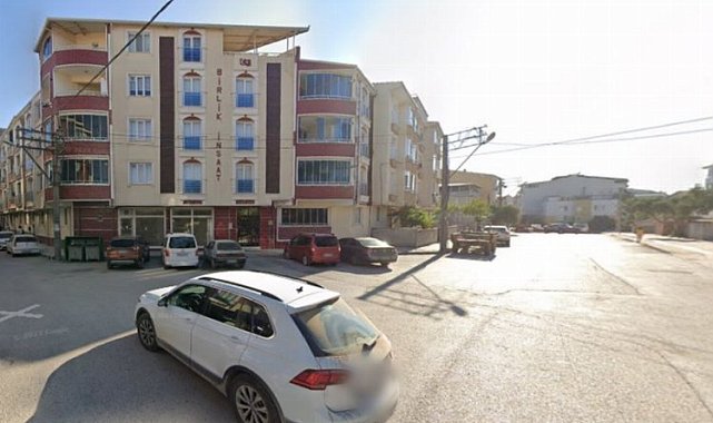 Bursa Karacabey'de o mahallede en ciddi sorun yol ve otopark!