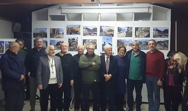 Bursa'da yaralar şiirlerle sarıldı