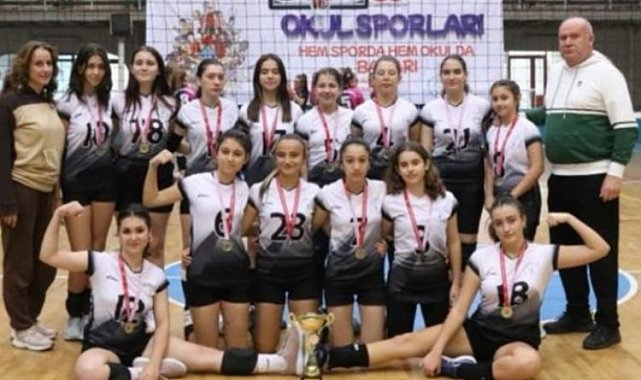 Edirne Yıldız Kızlar'da filenin galibi Keşan takımı