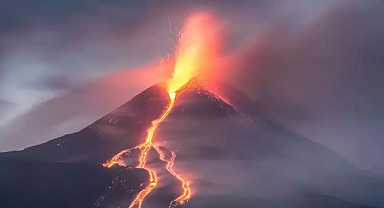 Etna Yanardağı'nda volkanik hareketlilik!