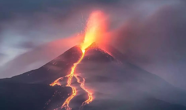 Etna Yanardağı'nda volkanik hareketlilik!