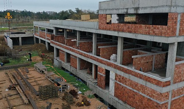 Gebze Engelsiz Yaşam Merkezi'nde çatı imalatı
